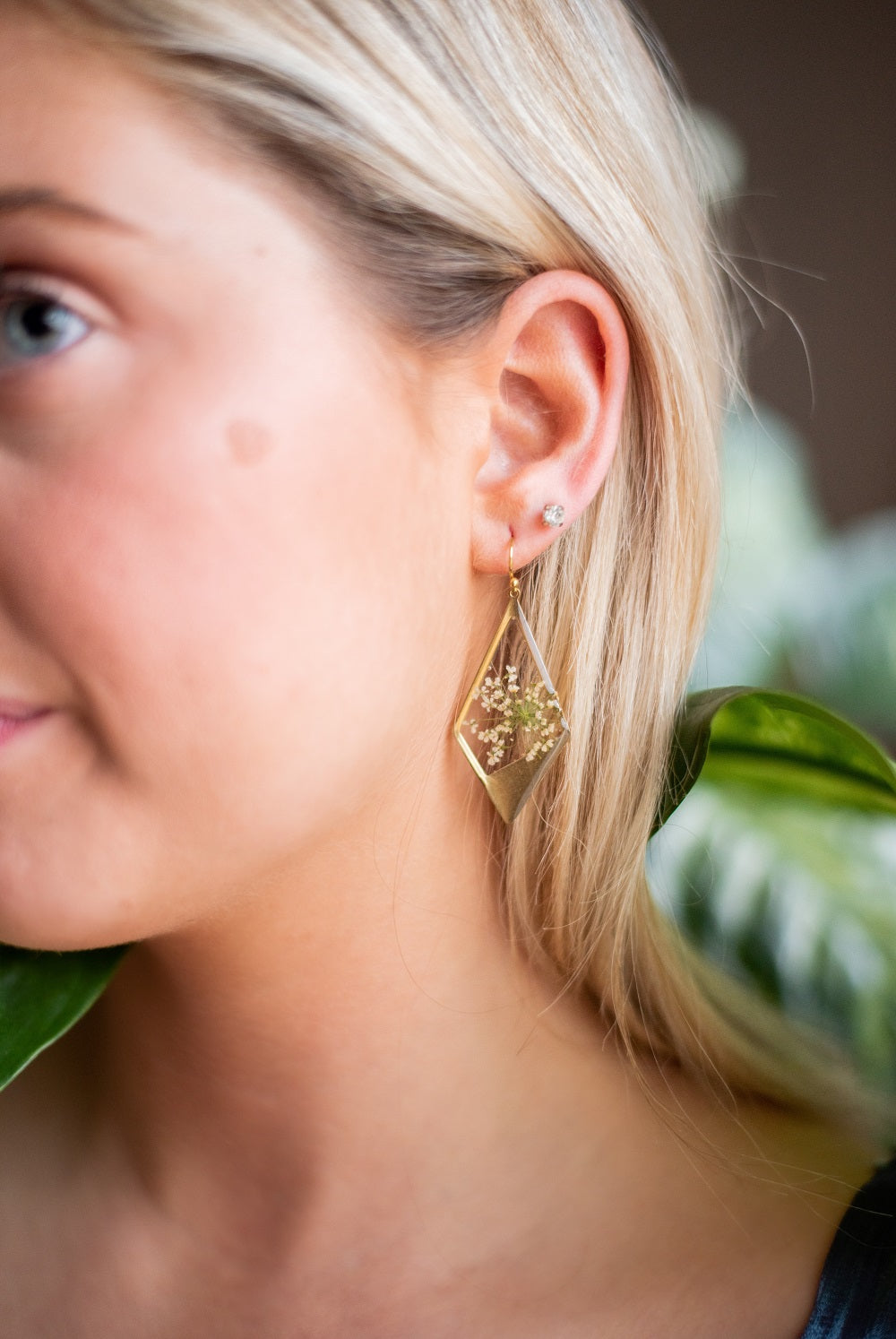 Hazel - Brass Diamond-Shaped Earrings with Queen Anne's Lace