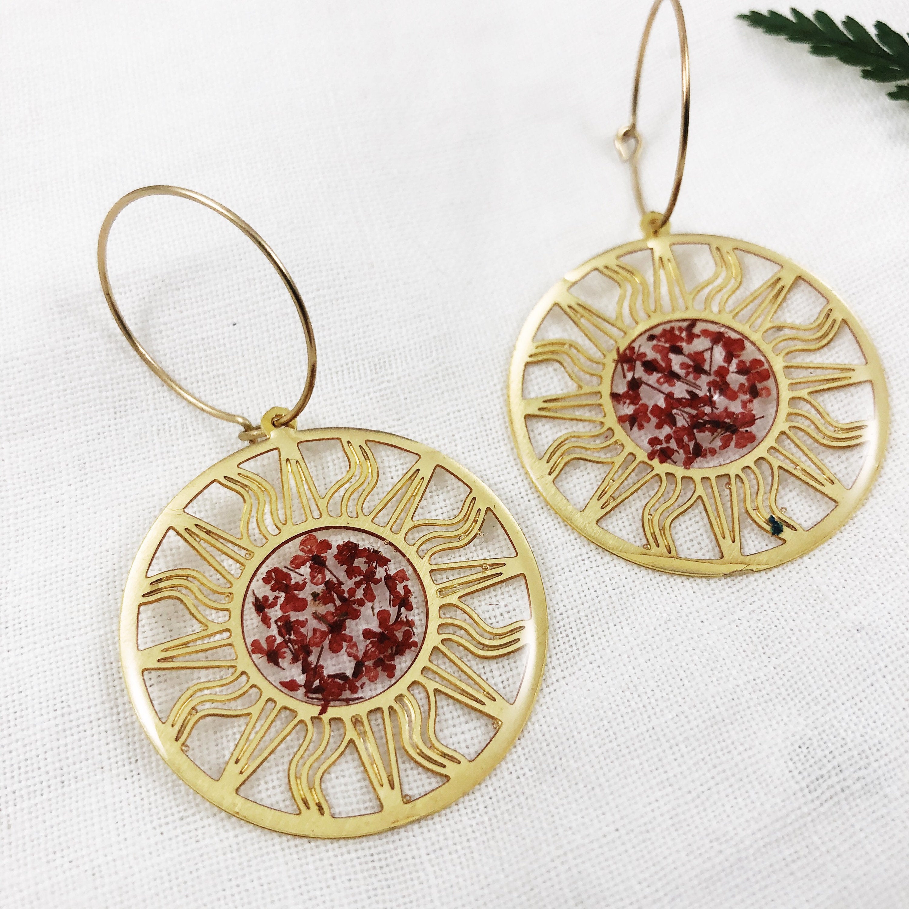 Aslan - Brass Sun Hoop Earrings with Red Queen Anne's Lace