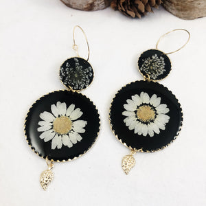The Catherine at Midnight - Gold Daisy Dangles